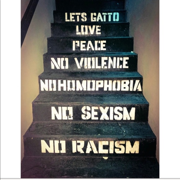 ENDS SOON: SORT LOW to HIGH NOW for all $5 items - Picture 2 of 2